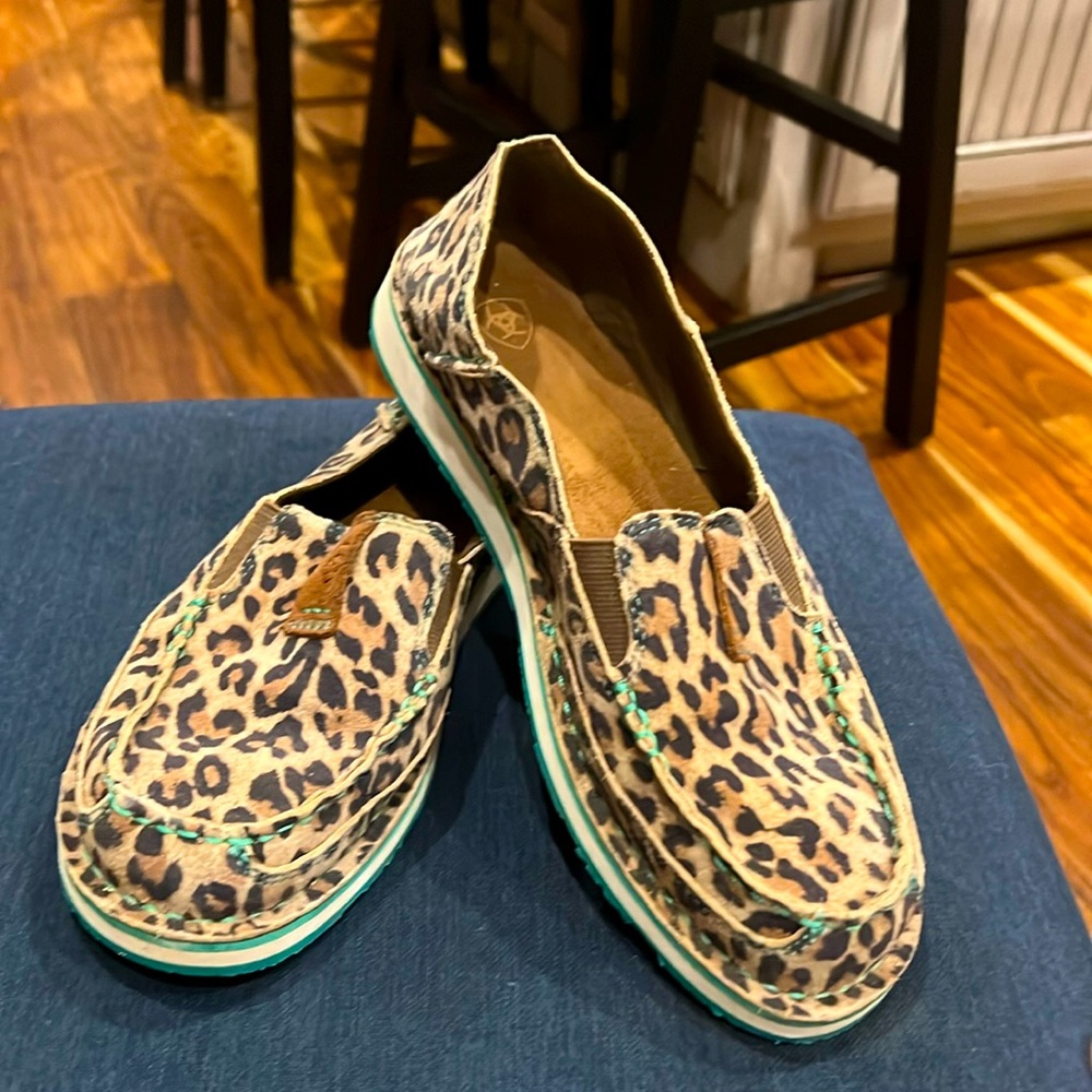 Worn maybe once leopard print Ariat shoes